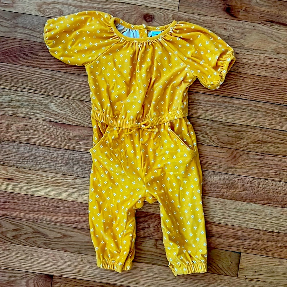 Baby Girl Old Navy Jumpsuit 12-18mos